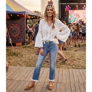 Flying Monkey Platinum Distressed Flare Jeans High Rise Raw Hem Stretch Denim 26